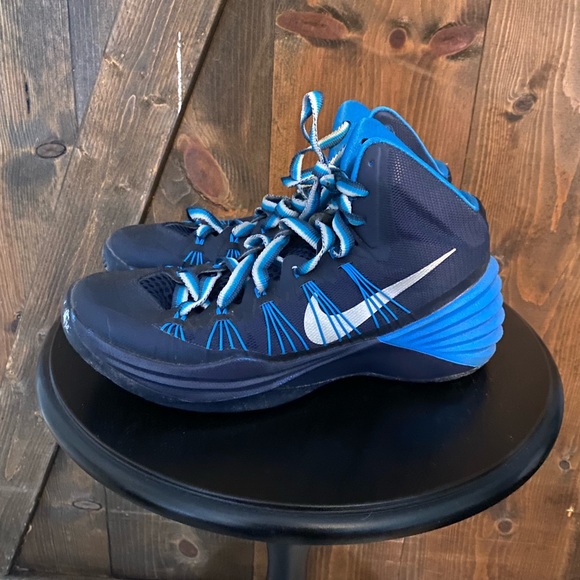 Nike Other - Men’s Blue Nike Basketball Shoes, size 10
